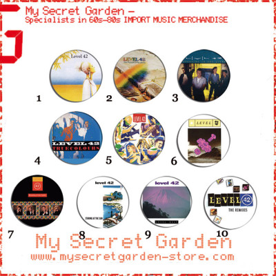 Level 42 - World Machine, Running In The Family Album Pinback Button Badge Set ( or Hair Ties / 4.4 cm Badge / Magnet / Keychain Set )